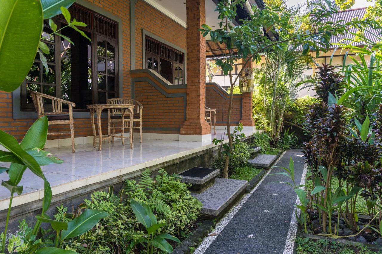Adi Santia Bungalows Убуд Екстер'єр фото