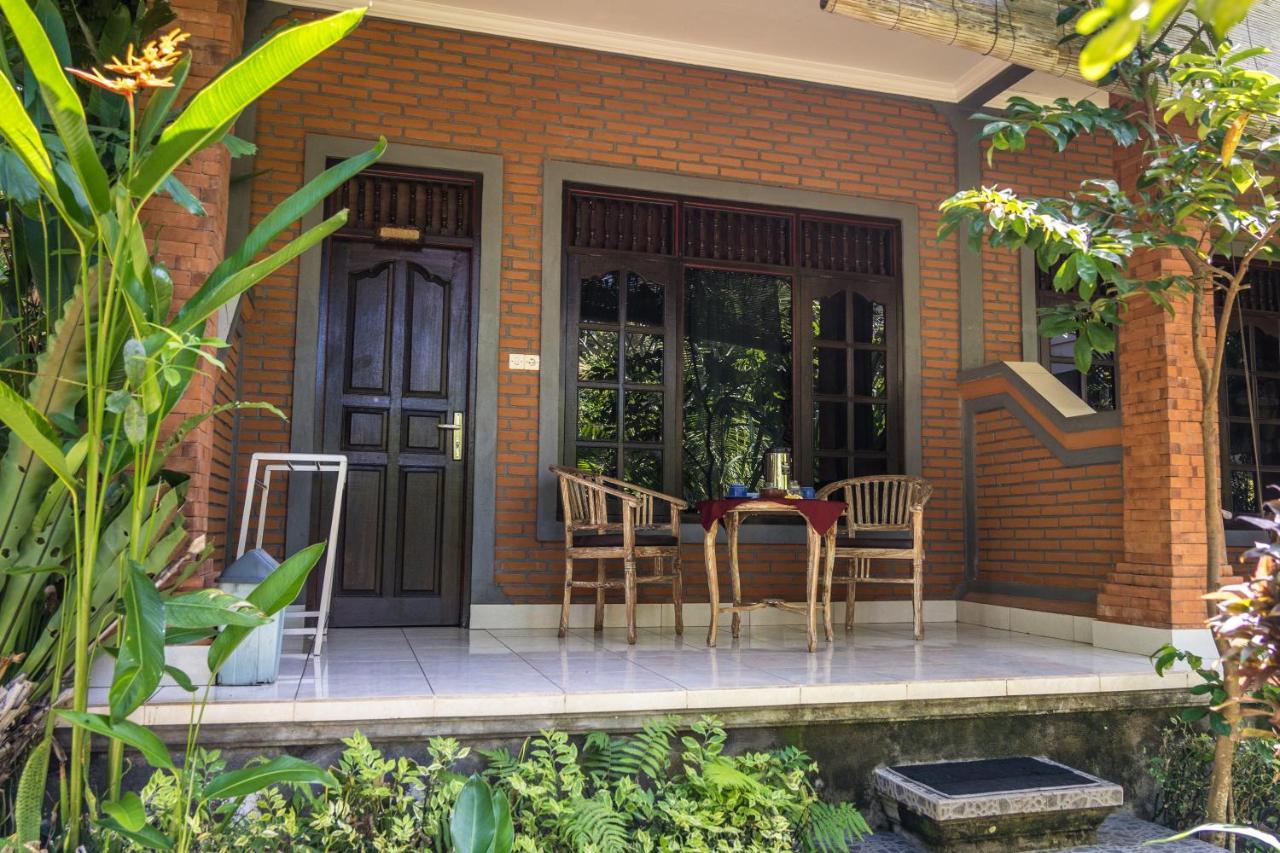 Adi Santia Bungalows Убуд Екстер'єр фото
